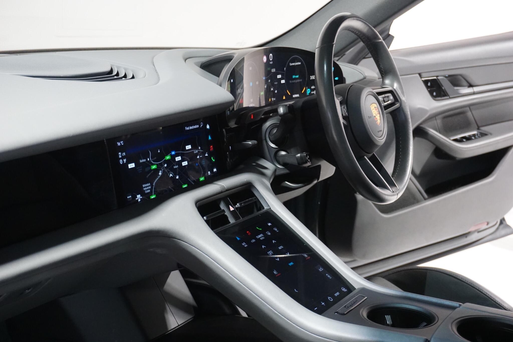 Porsche Taycan Performance Plus 93.4kWh 4S Saloon 4dr Electric Auto 4WD (571 ps)